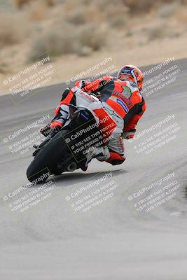 media/Dec-17-2022-SoCal Trackdays (Sat) [[224abd9271]]/Turn 10 Backside (120pm)/